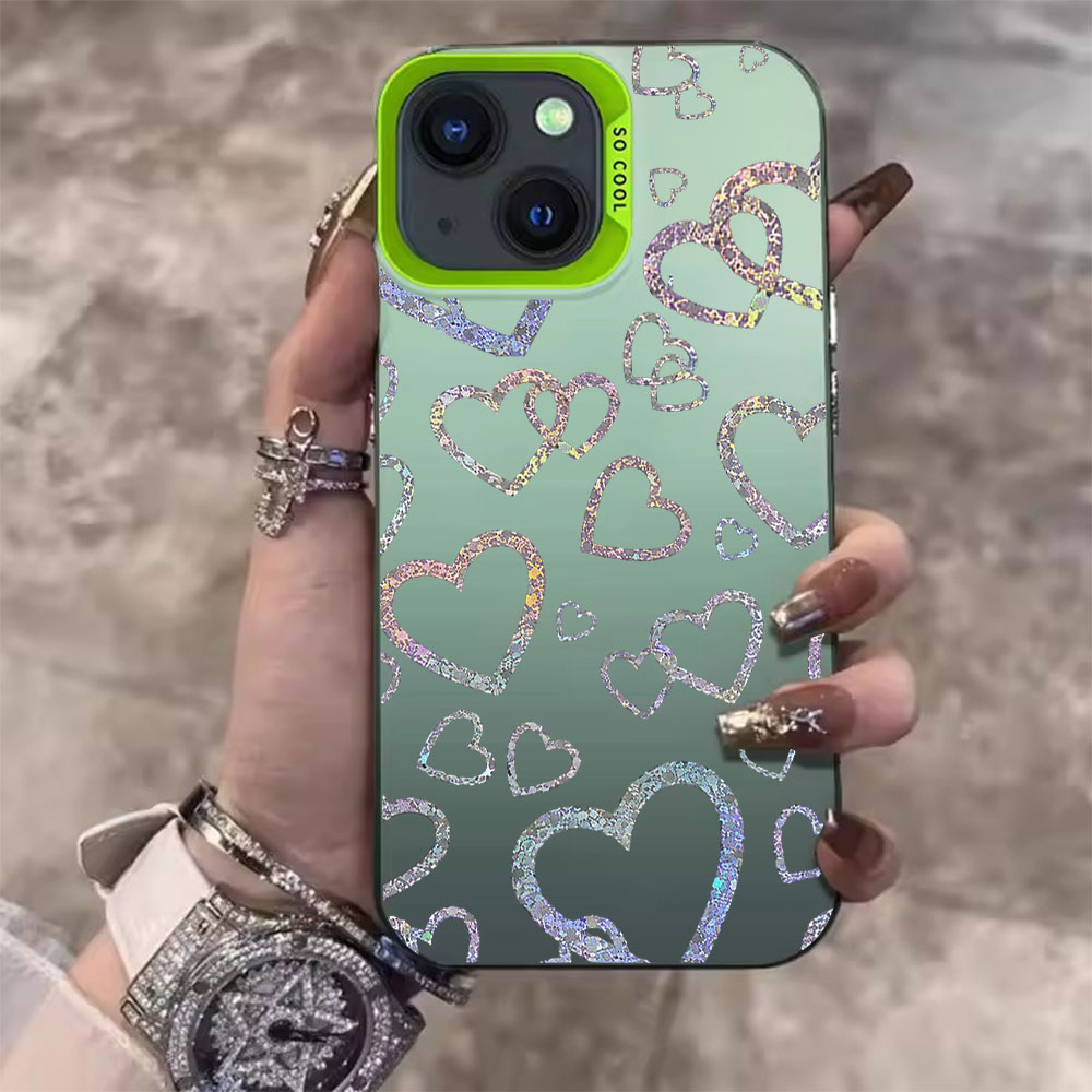 Kleurrijke hoes met hartprint  - Apple Iphone 16 recensie en prijs